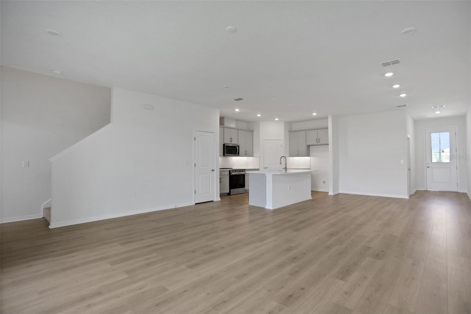 7570 SEA OAK CT — photo 6