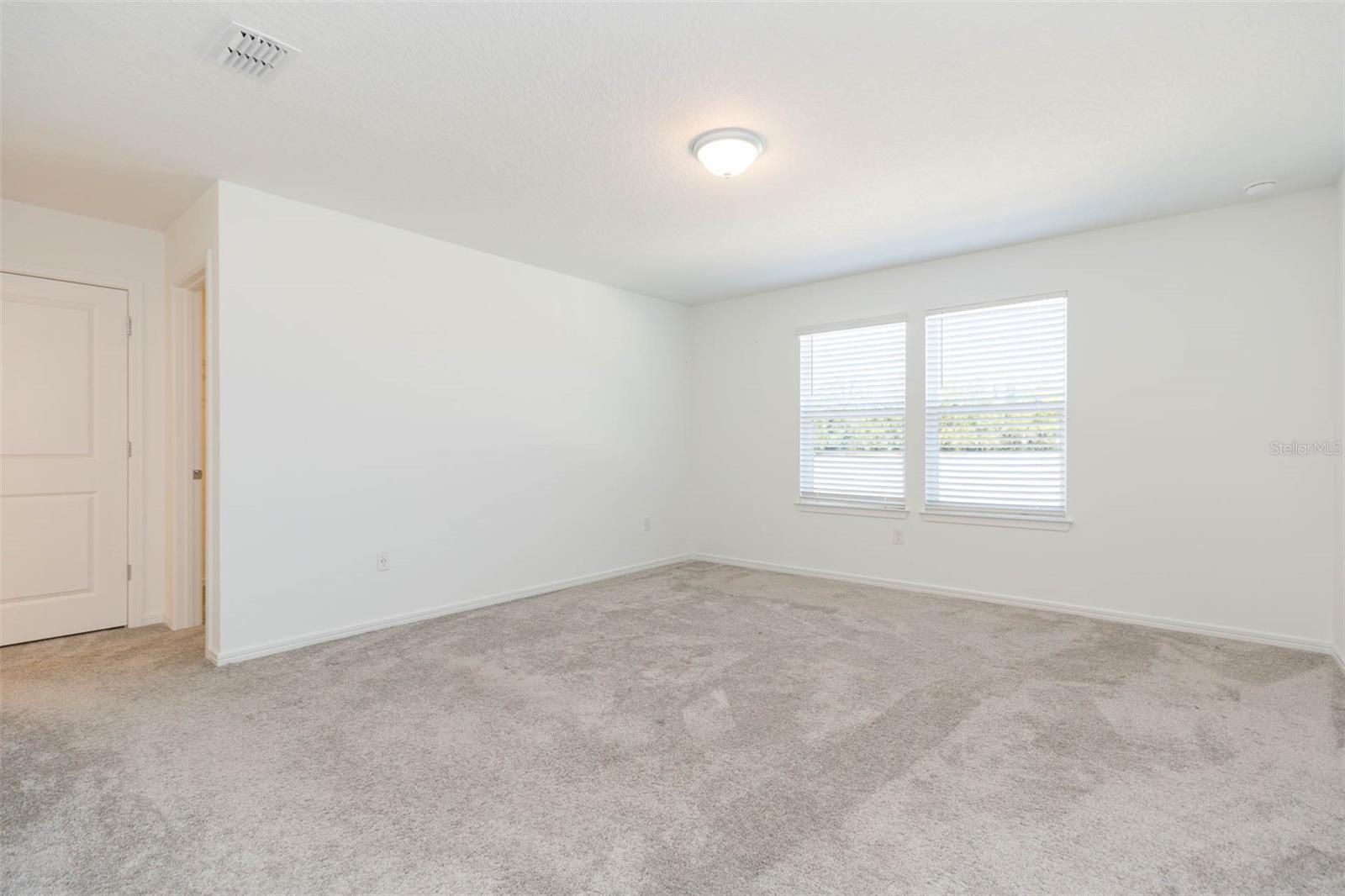 3044 FOREST MEADOW AVE — photo 24