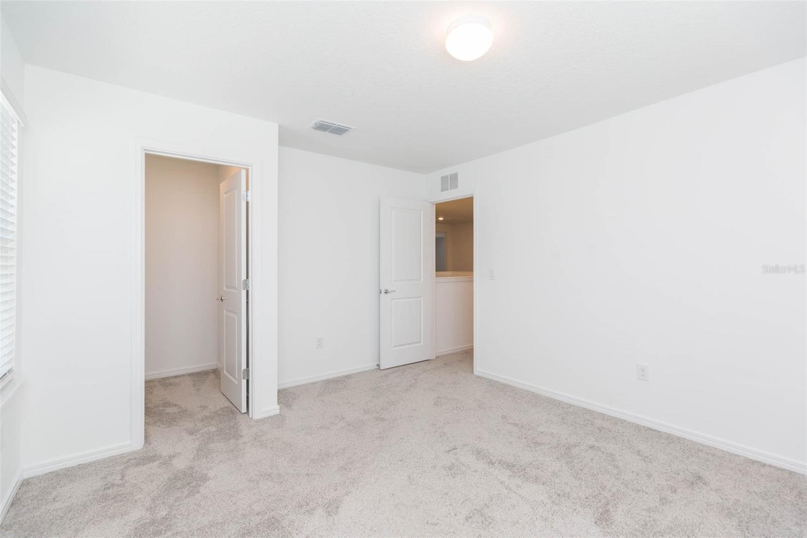3044 FOREST MEADOW AVE — photo 39