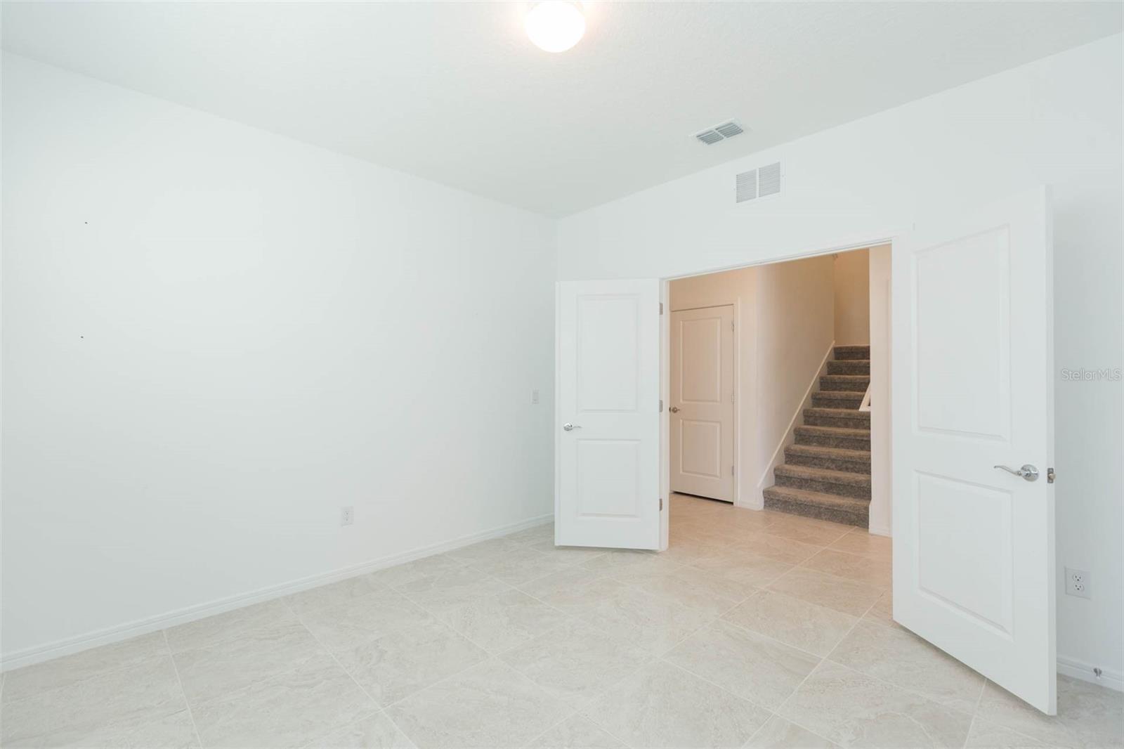 3044 FOREST MEADOW AVE — photo 7