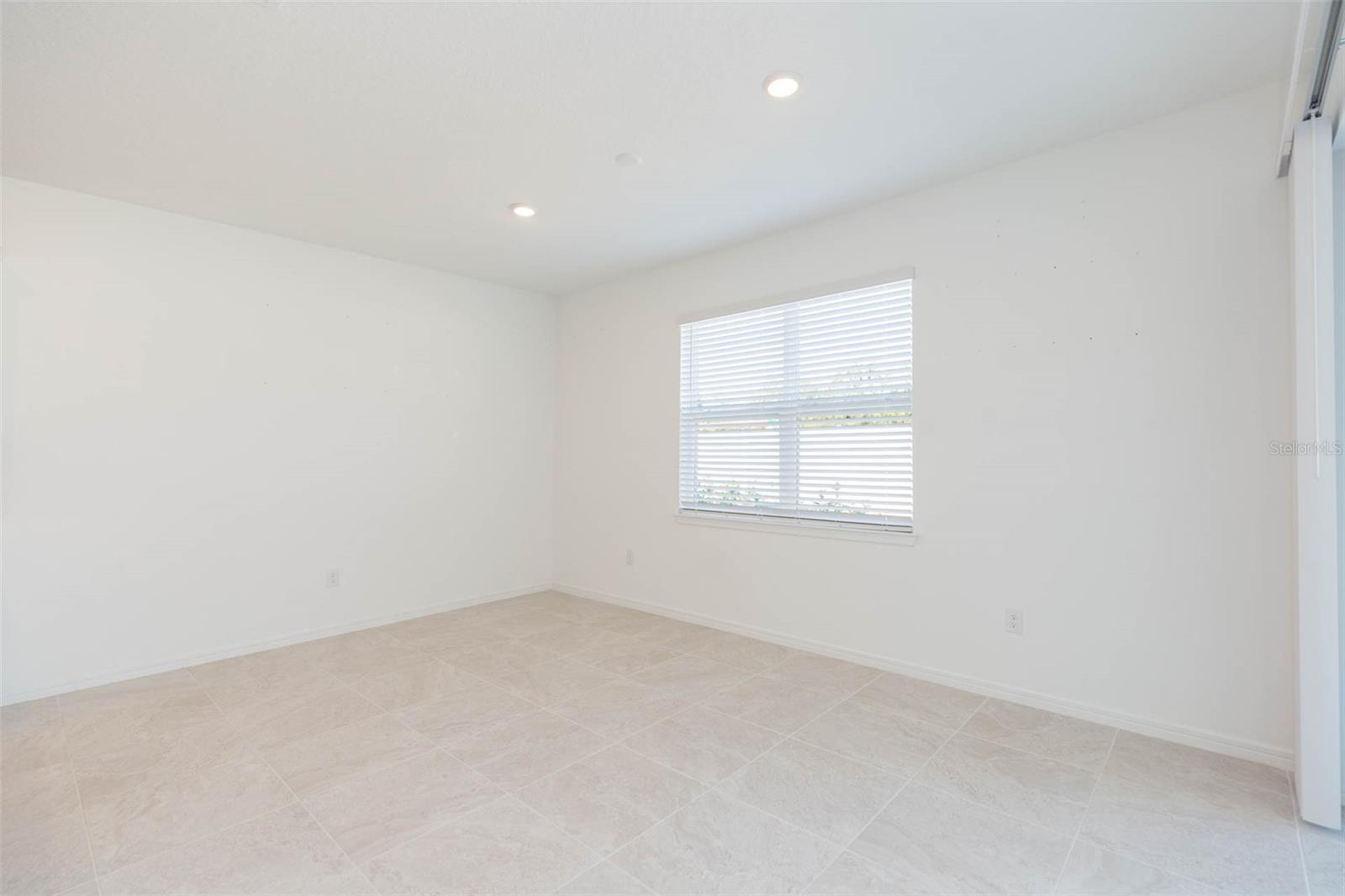 3044 FOREST MEADOW AVE — photo 12