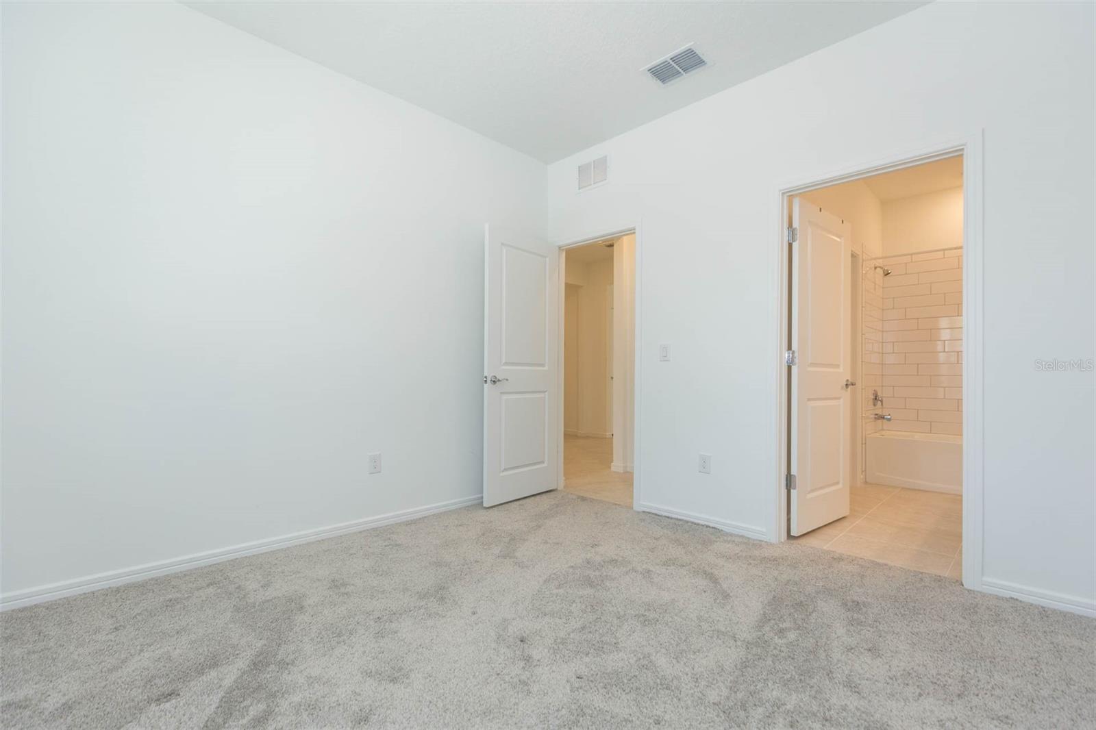 3044 FOREST MEADOW AVE — photo 19