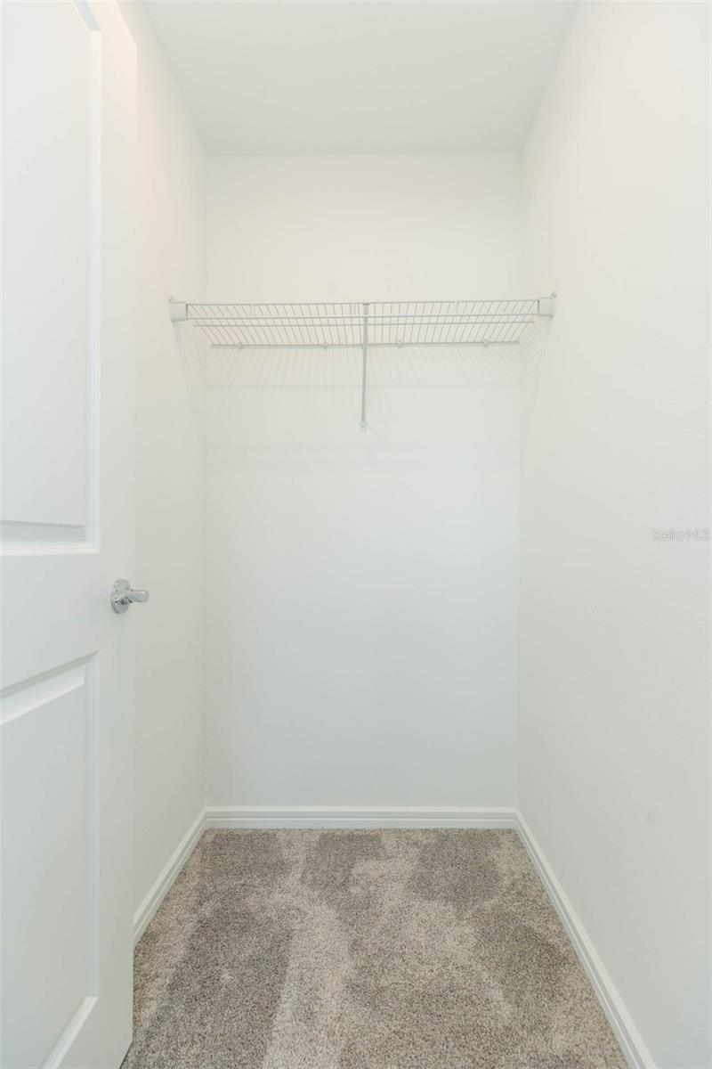3044 FOREST MEADOW AVE — photo 36