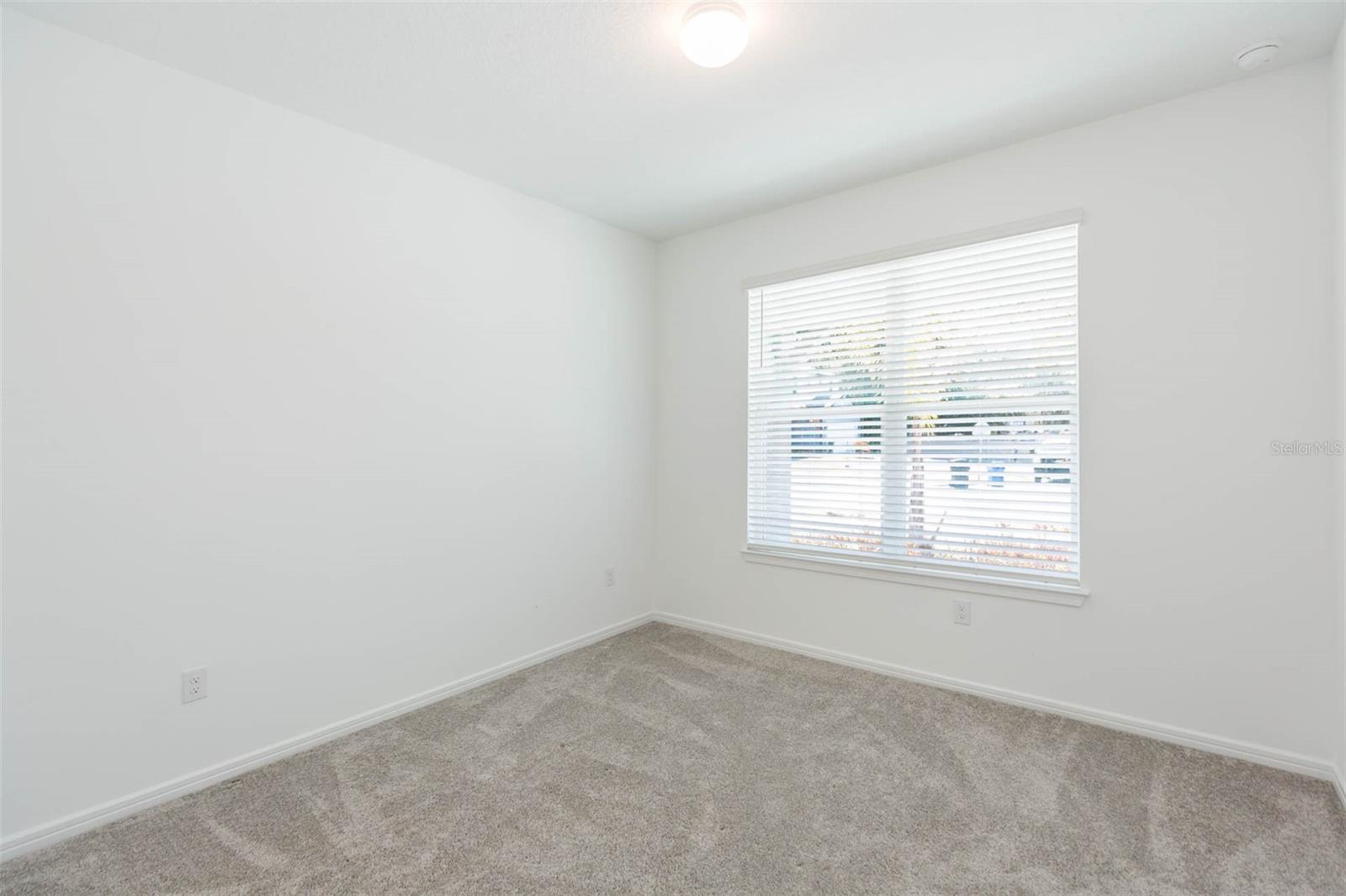 3044 FOREST MEADOW AVE — photo 18