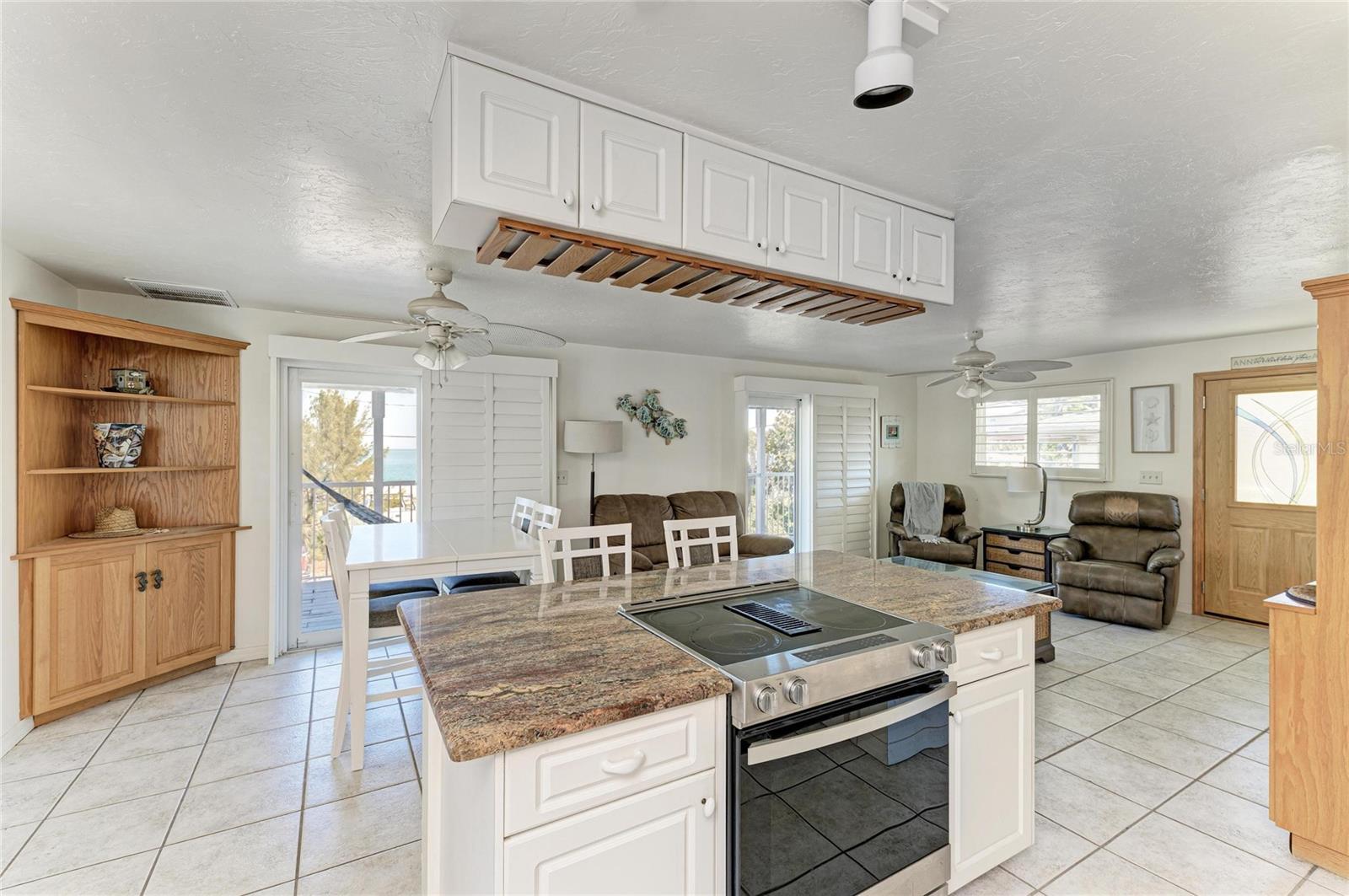 872 NORTH SHORE DR — photo 14