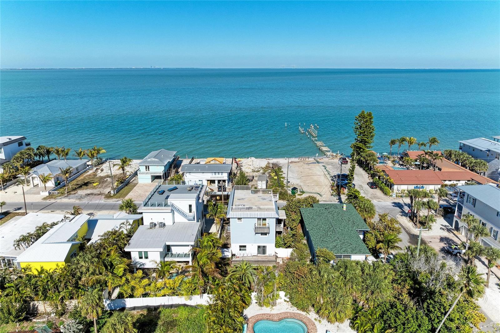 872 NORTH SHORE DR — photo 47