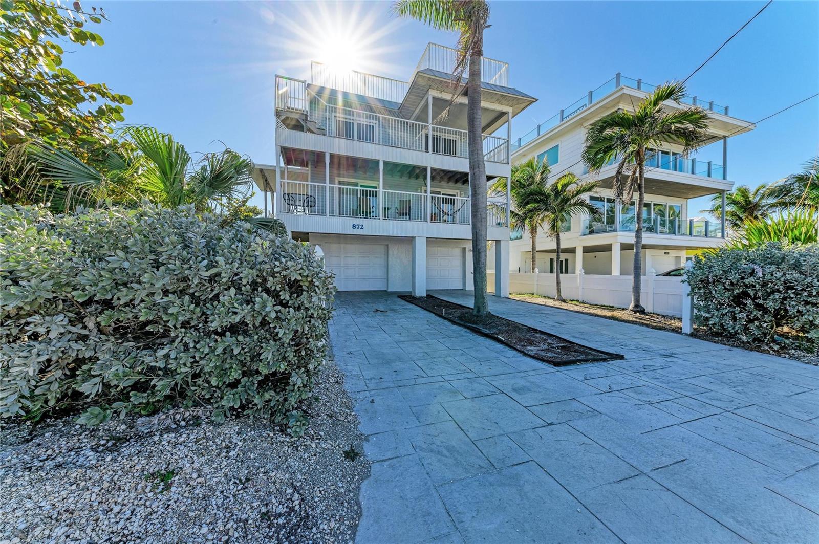 872 NORTH SHORE DR — photo 2
