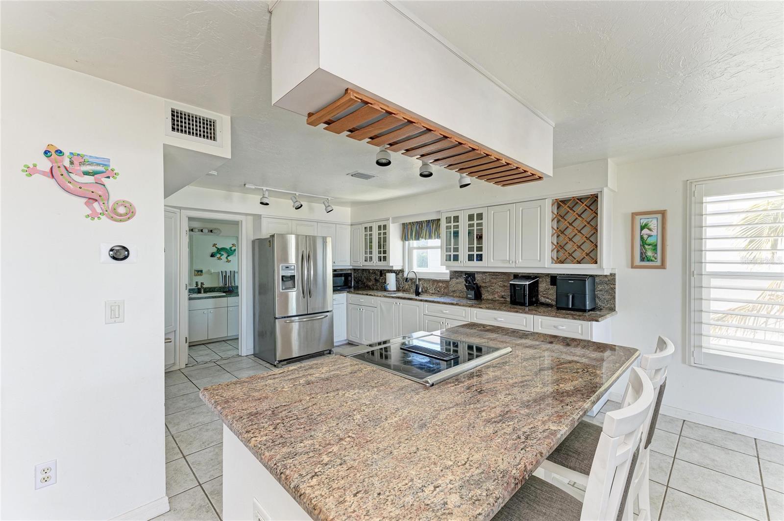 872 NORTH SHORE DR — photo 12