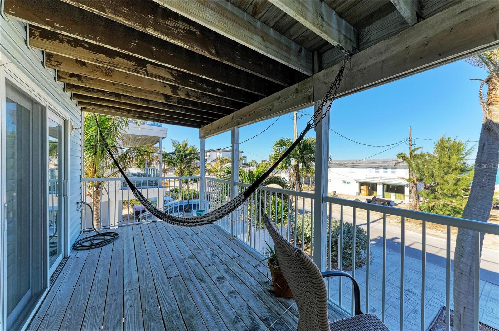 872 NORTH SHORE DR — photo 34