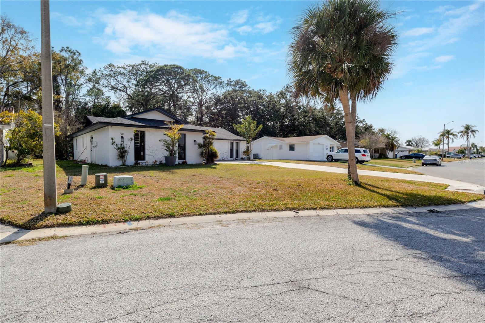 4876 SHELL STREAM BLVD — photo 3