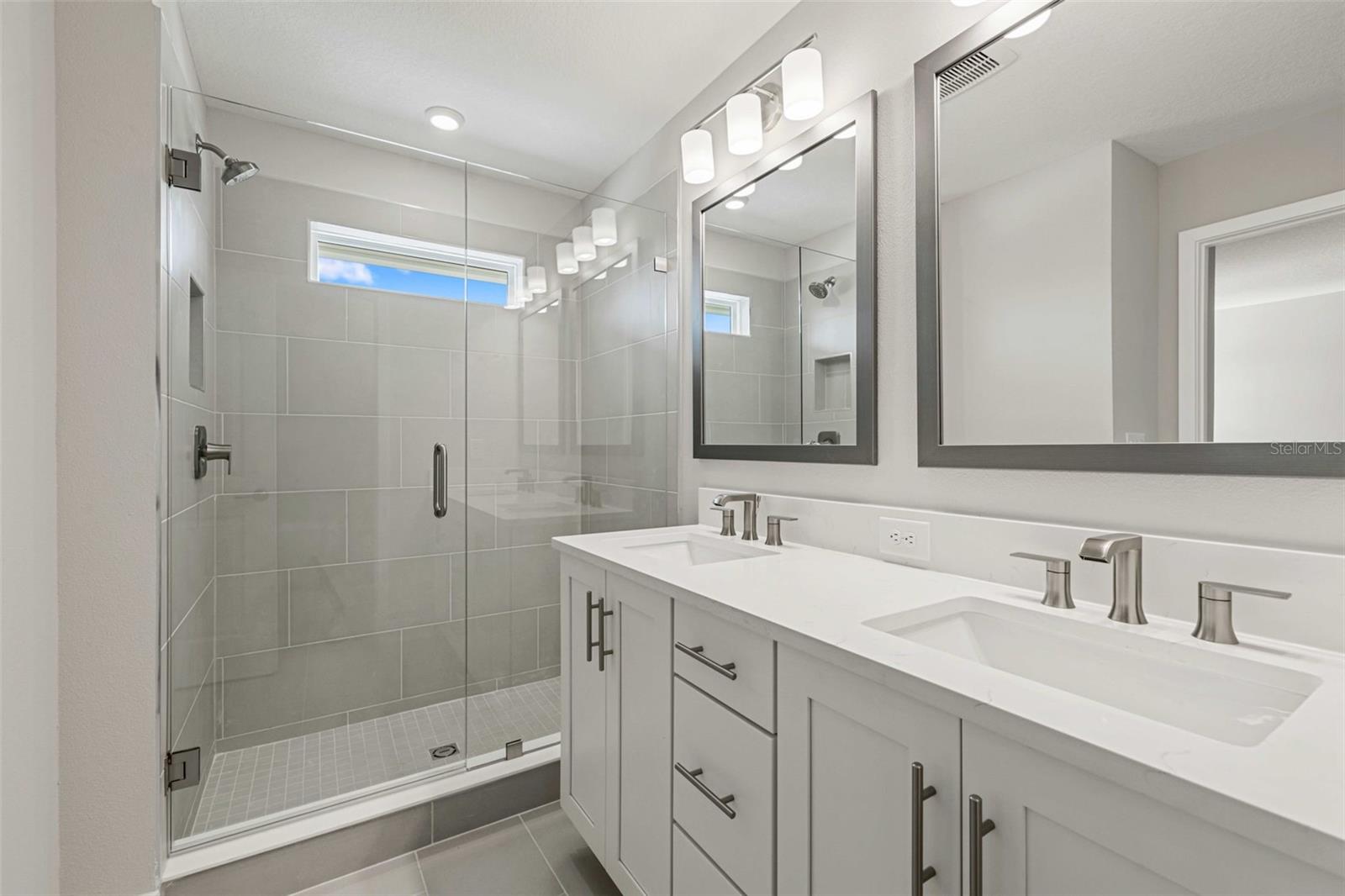 1005 W CYPRESS ST #1 — photo 12