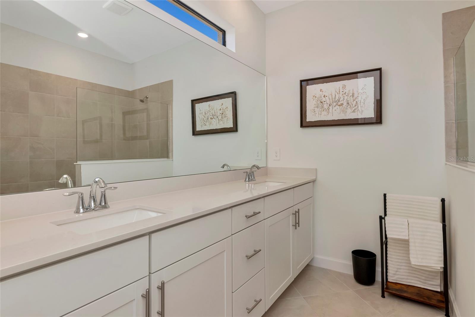 15135 OXFORD GREY DR — photo 29