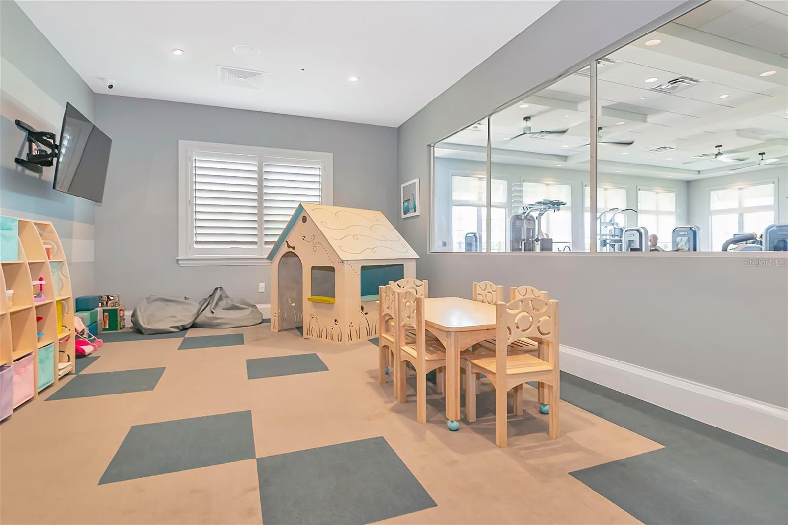 15135 OXFORD GREY DR — photo 56