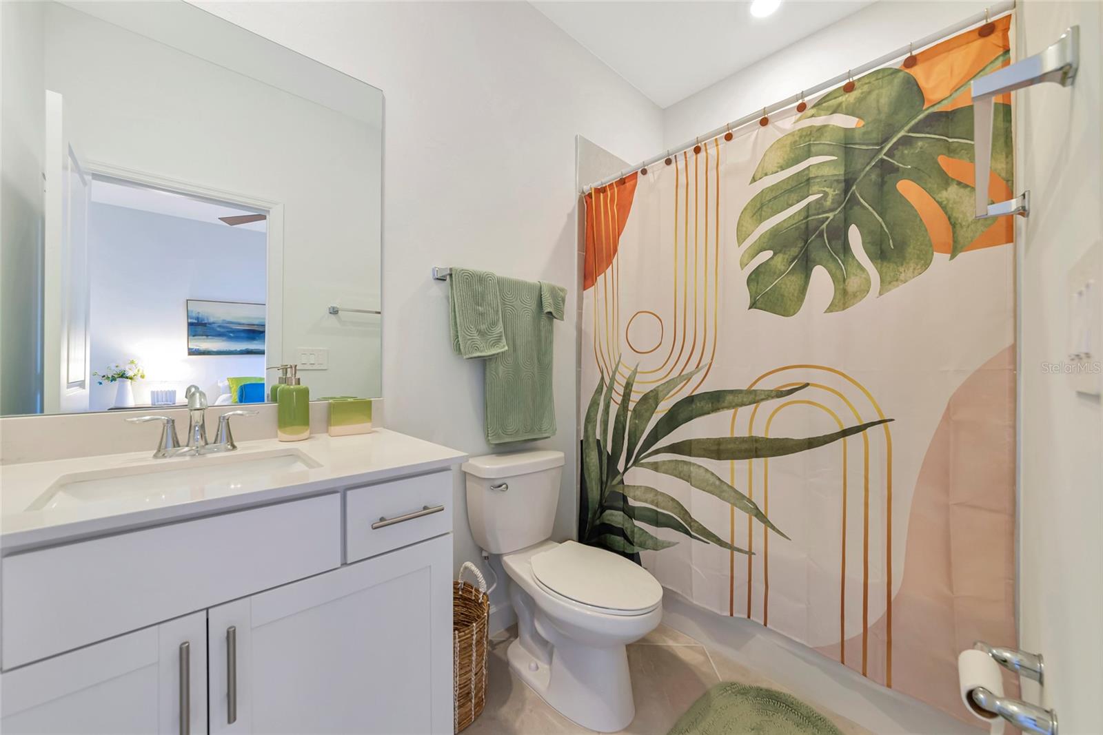 15135 OXFORD GREY DR — photo 39