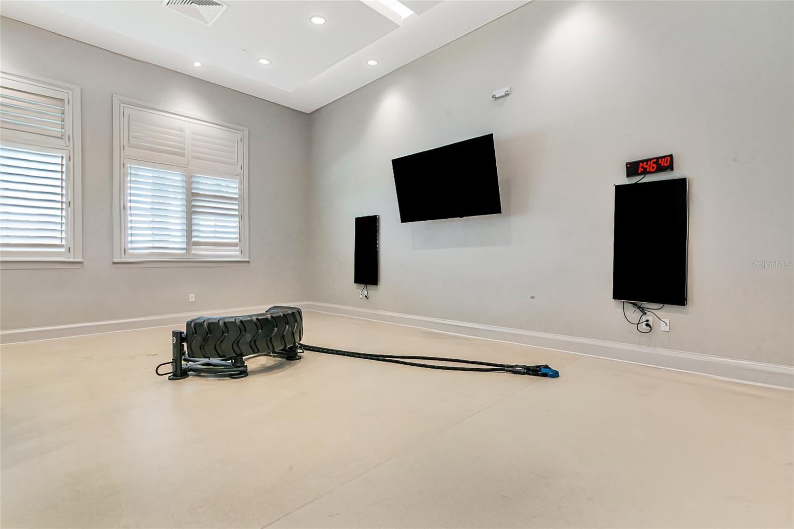 15135 OXFORD GREY DR — photo 59