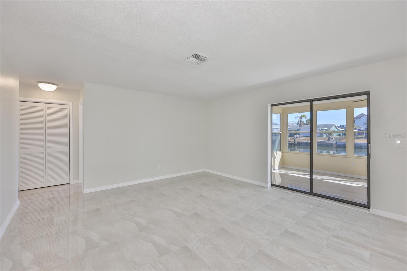 6523 KING PALM WAY — photo 29