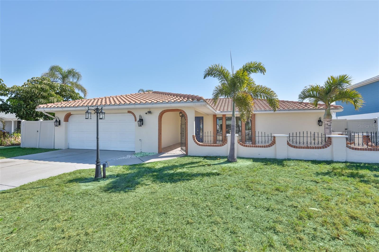 6523 KING PALM WAY — photo 7