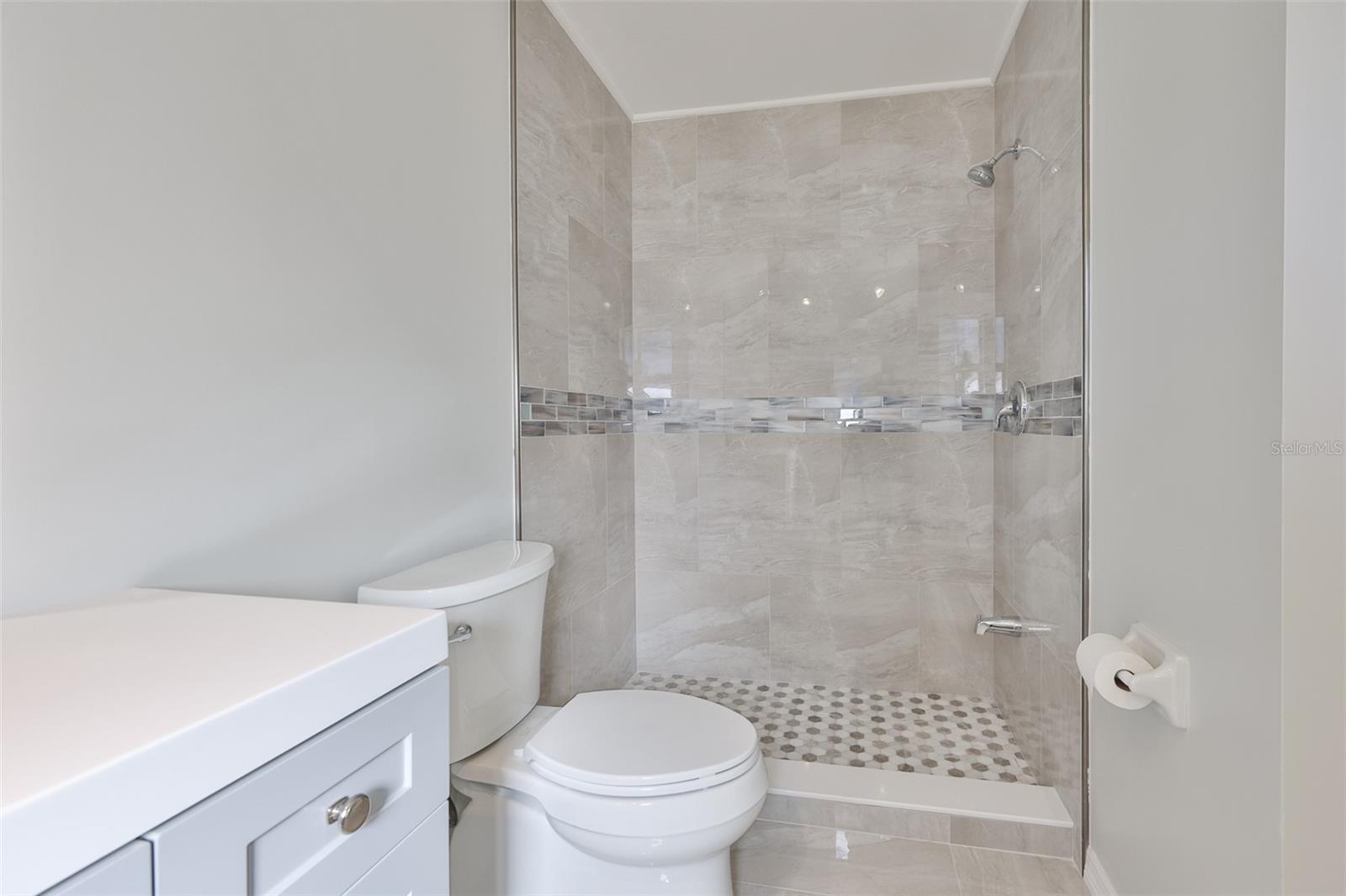 6523 KING PALM WAY — photo 21