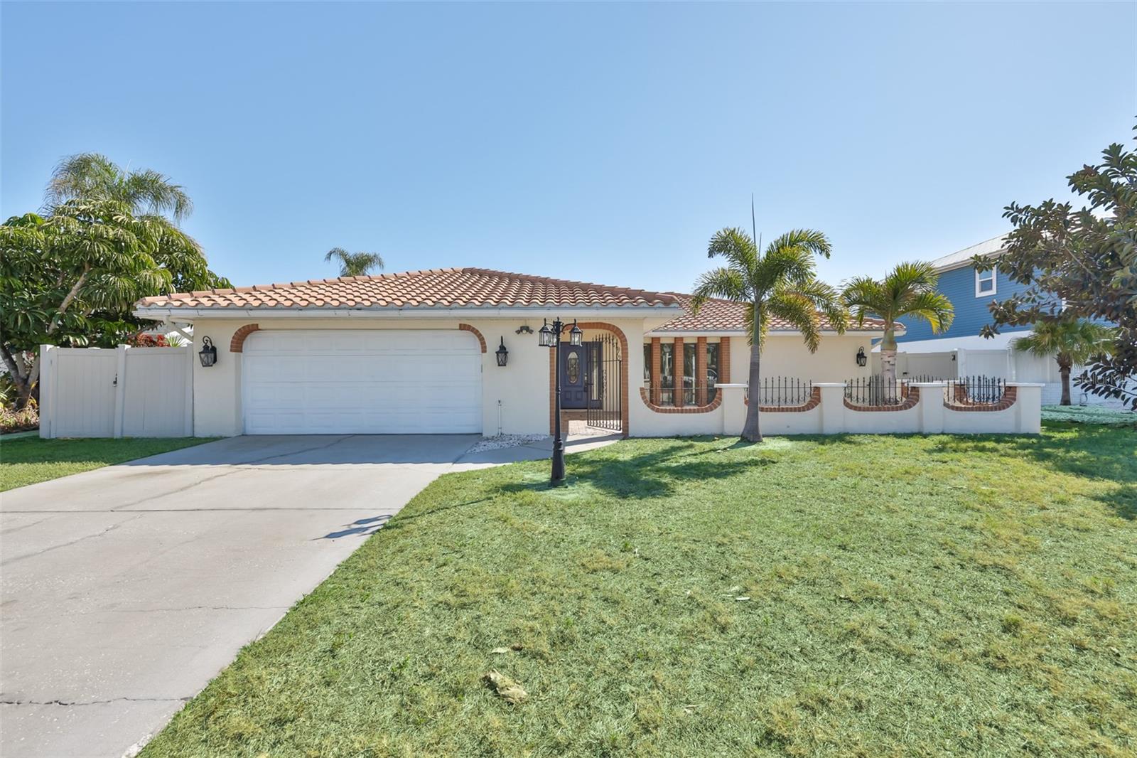 6523 KING PALM WAY — photo 5