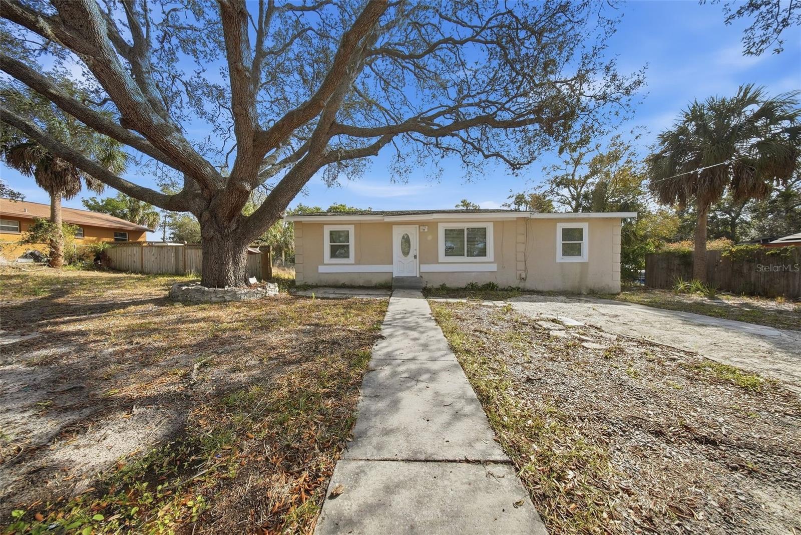 514 E MORGAN ST — photo 3