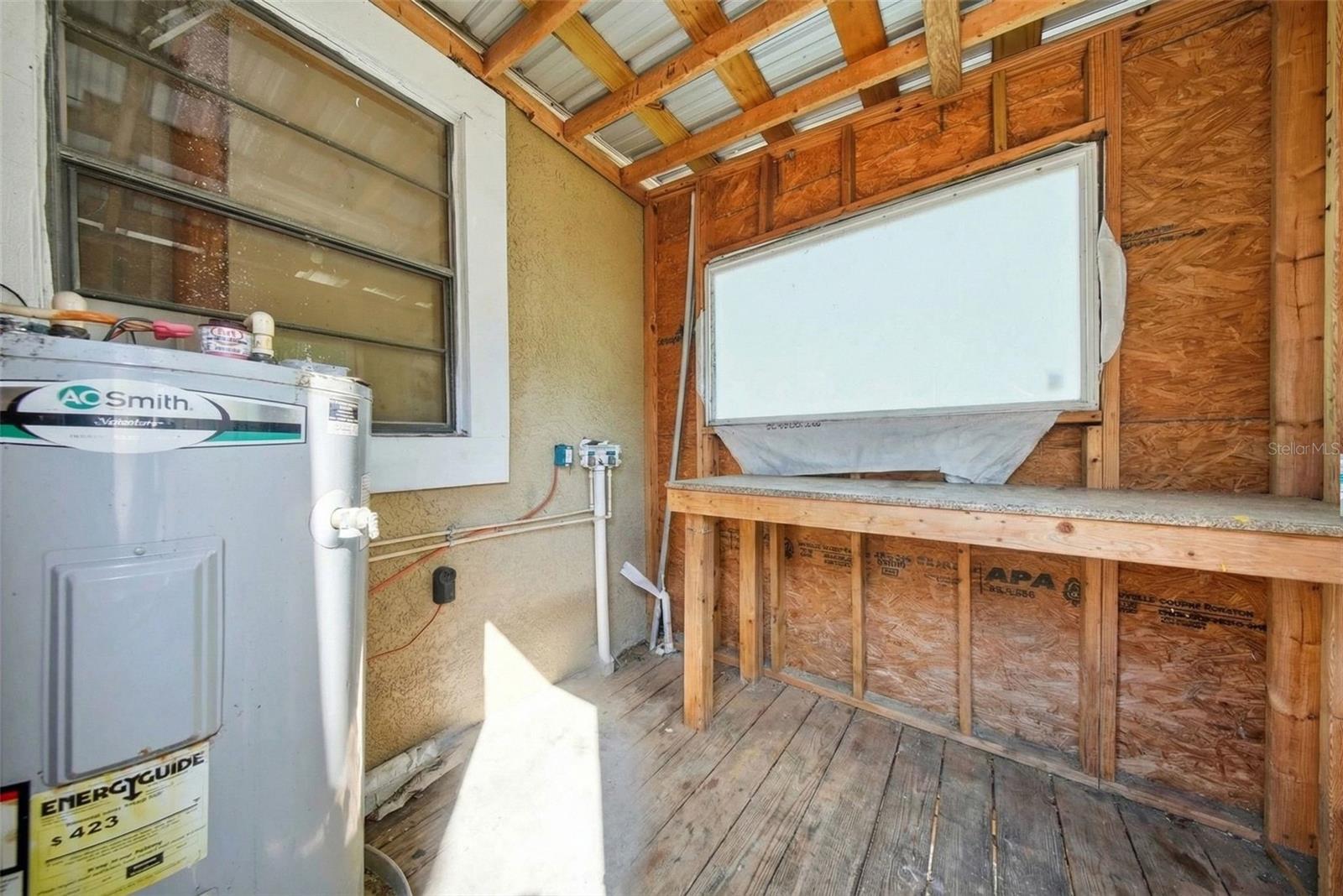 514 E MORGAN ST — photo 32
