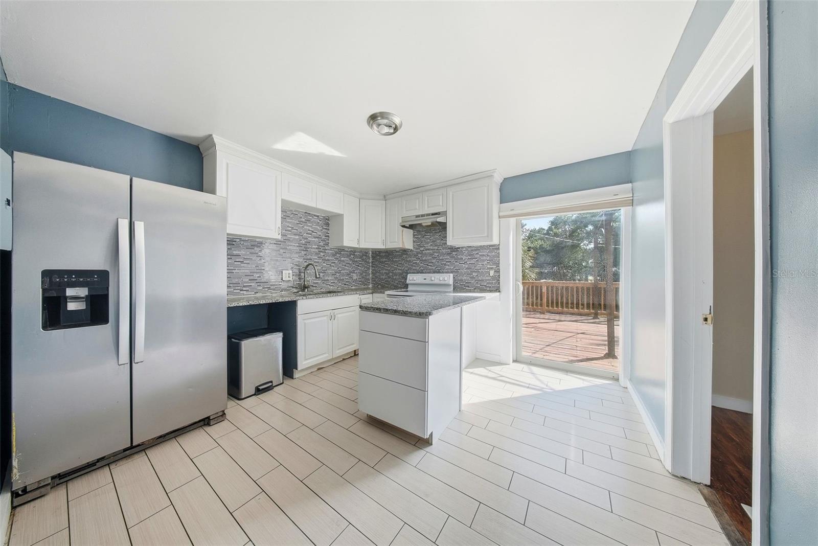 514 E MORGAN ST — photo 10