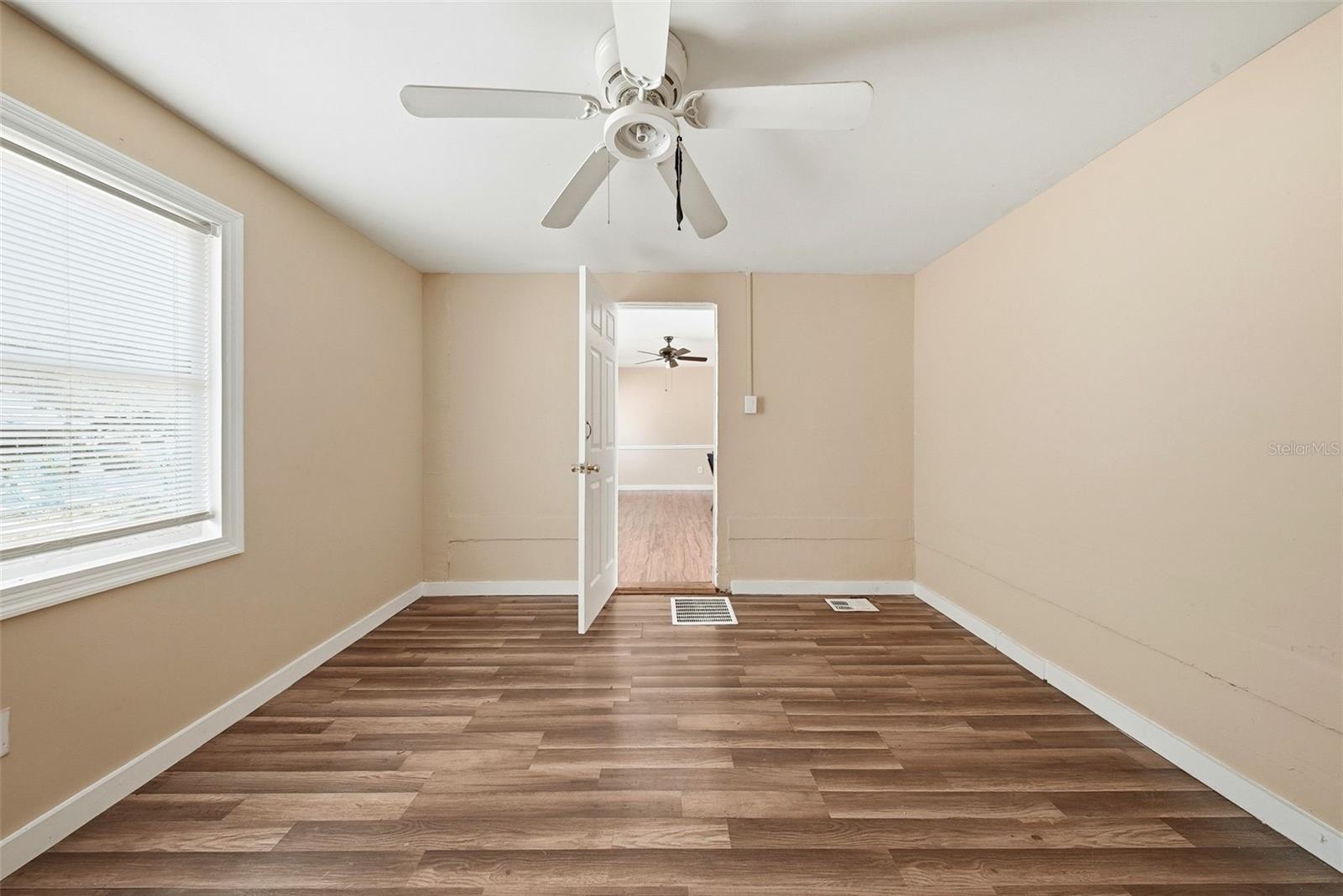 514 E MORGAN ST — photo 19