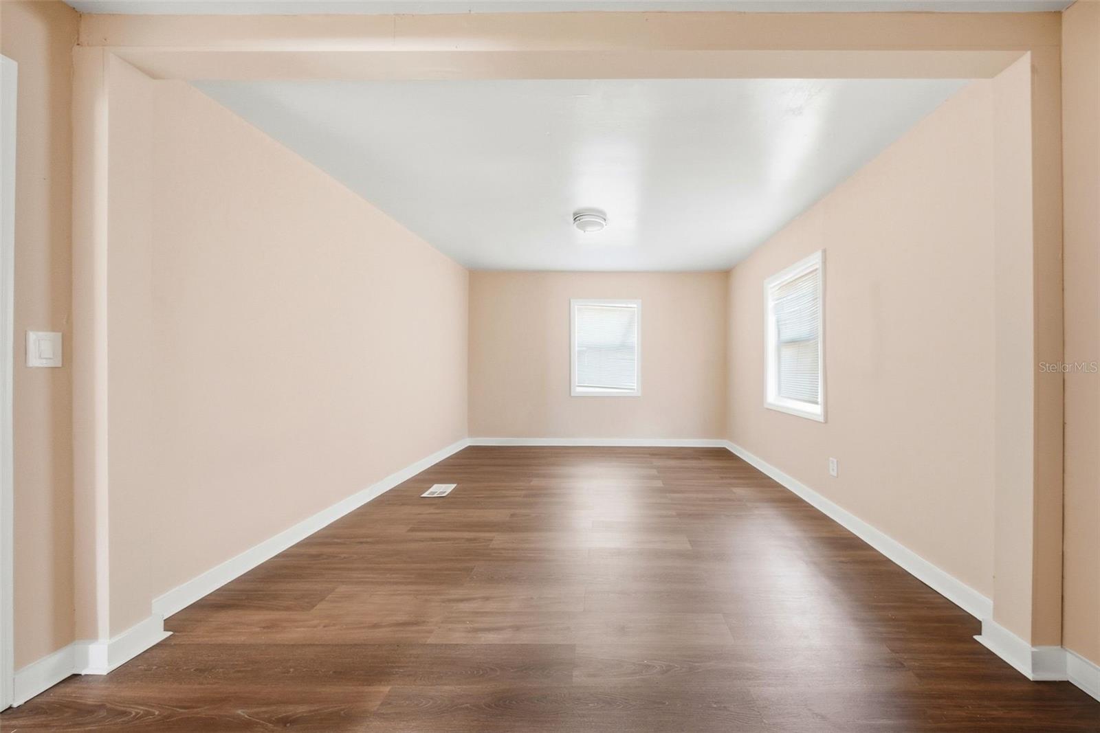 514 E MORGAN ST — photo 14