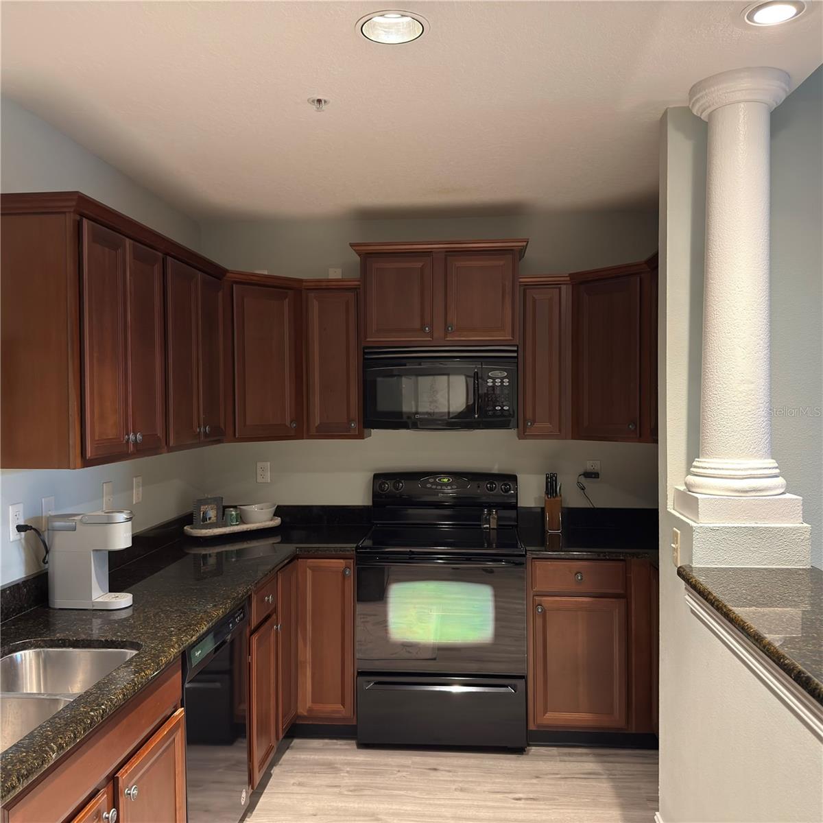 13941 CLUBHOUSE DR #208 — photo 9
