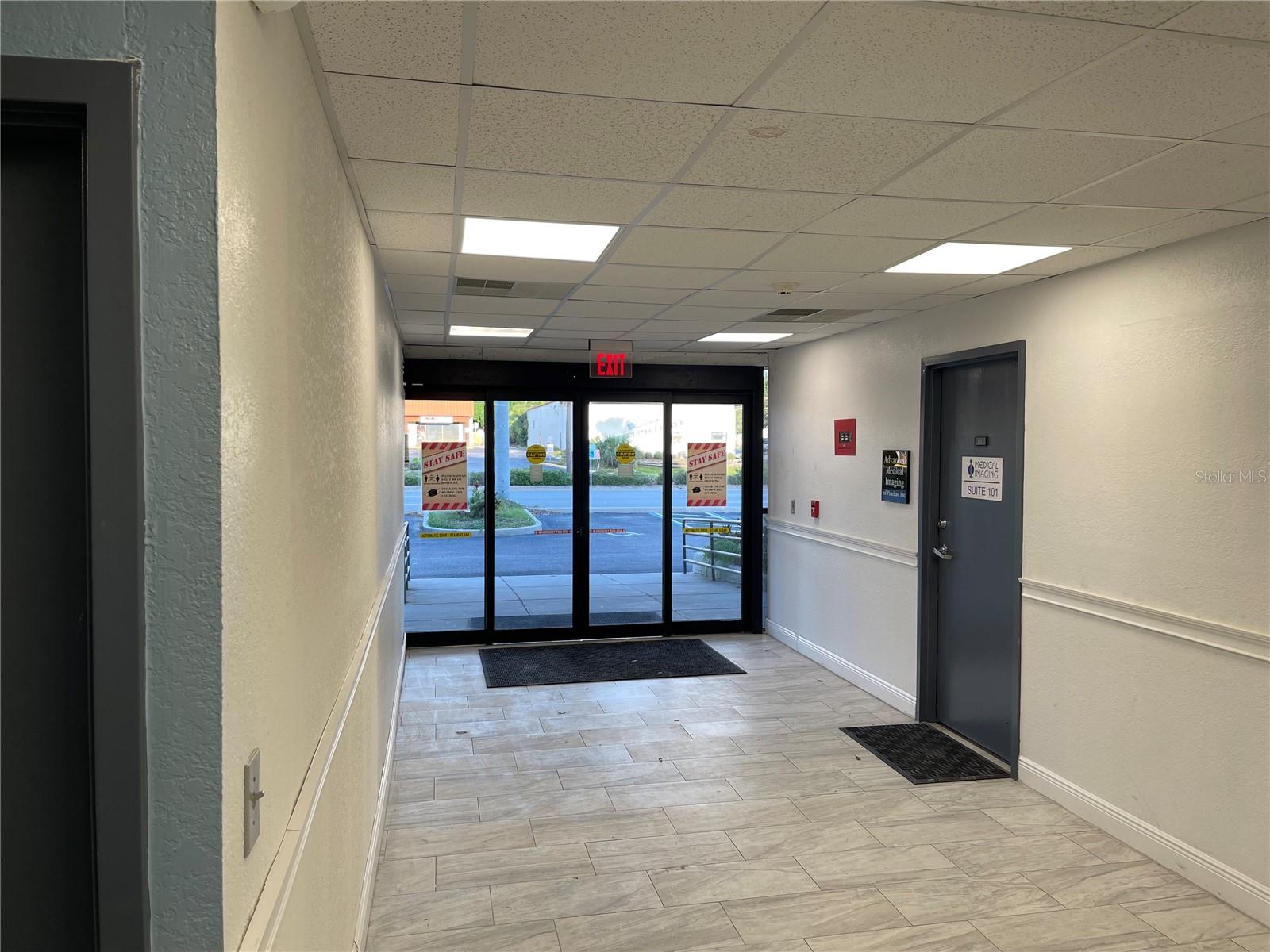 9555 SEMINOLE BLVD #001 — photo 10