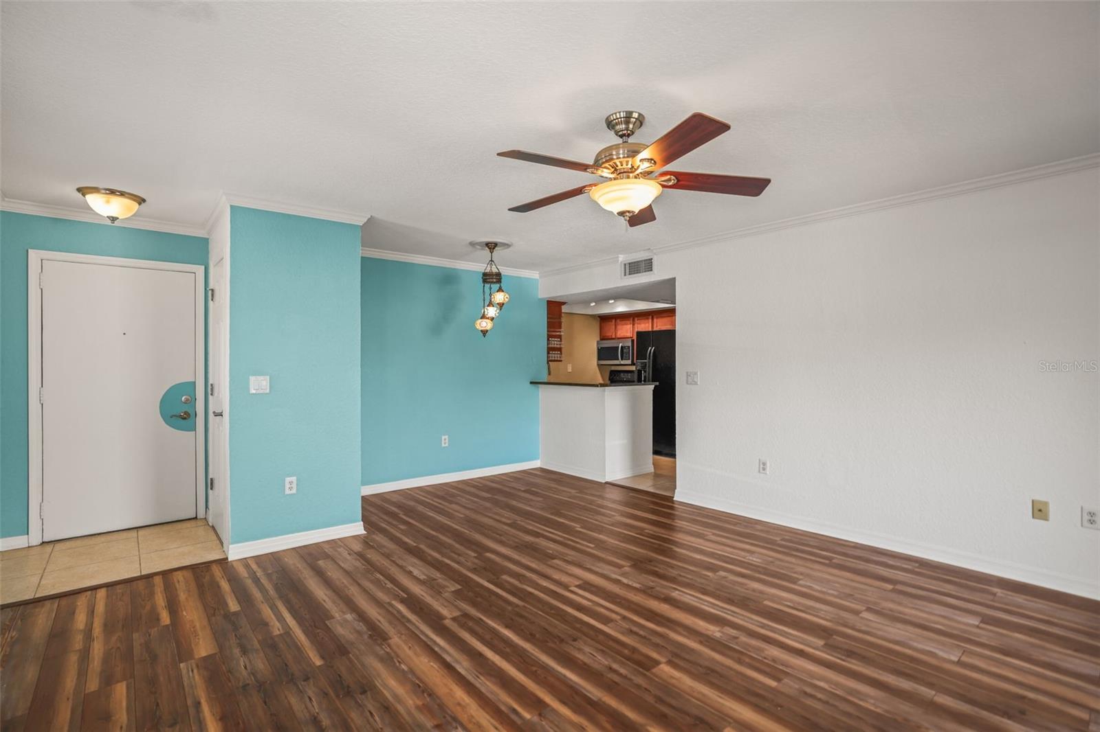 704 LYNDHURST ST #624 — photo 4