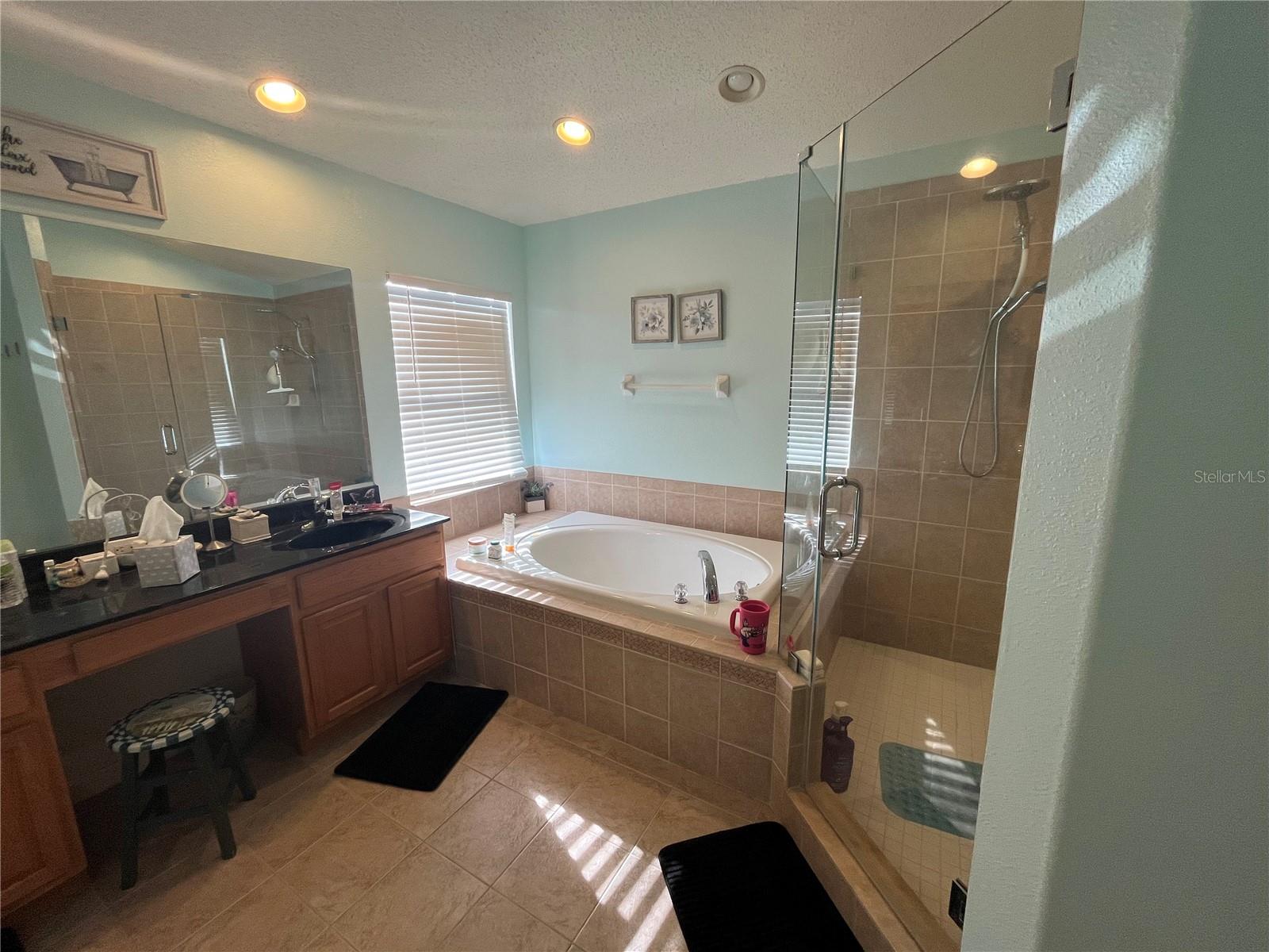 1914 OSWEGO DR — photo 27