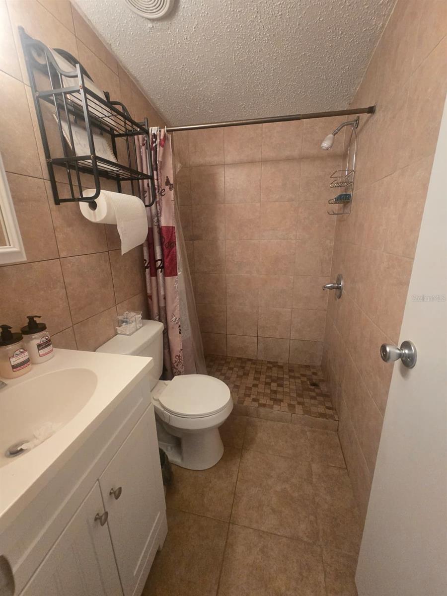 6106 MANGROVE DR — photo 31