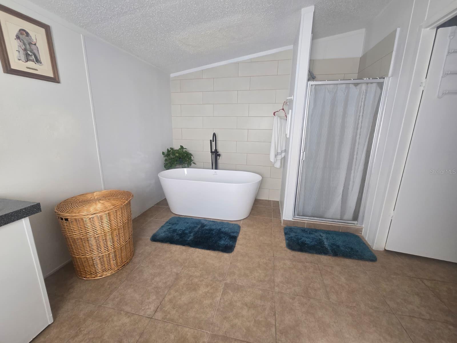 6106 MANGROVE DR — photo 43