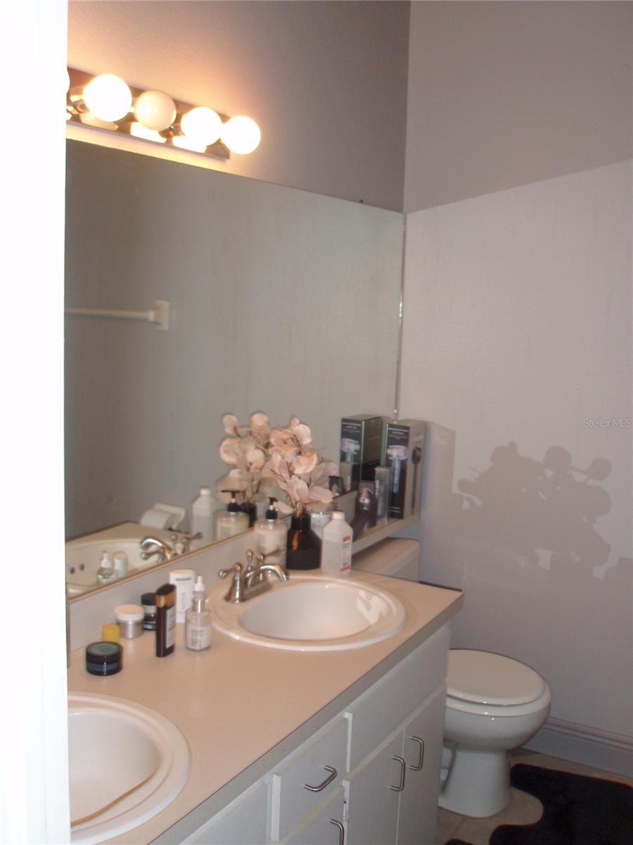 6210 BAYSIDE KEY DR — photo 16