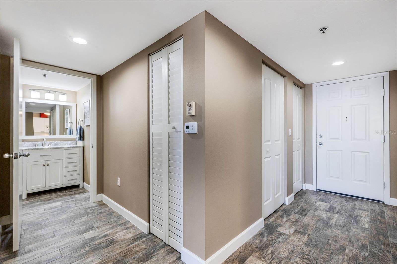 3980 IRONWOOD CIR #404 — photo 2