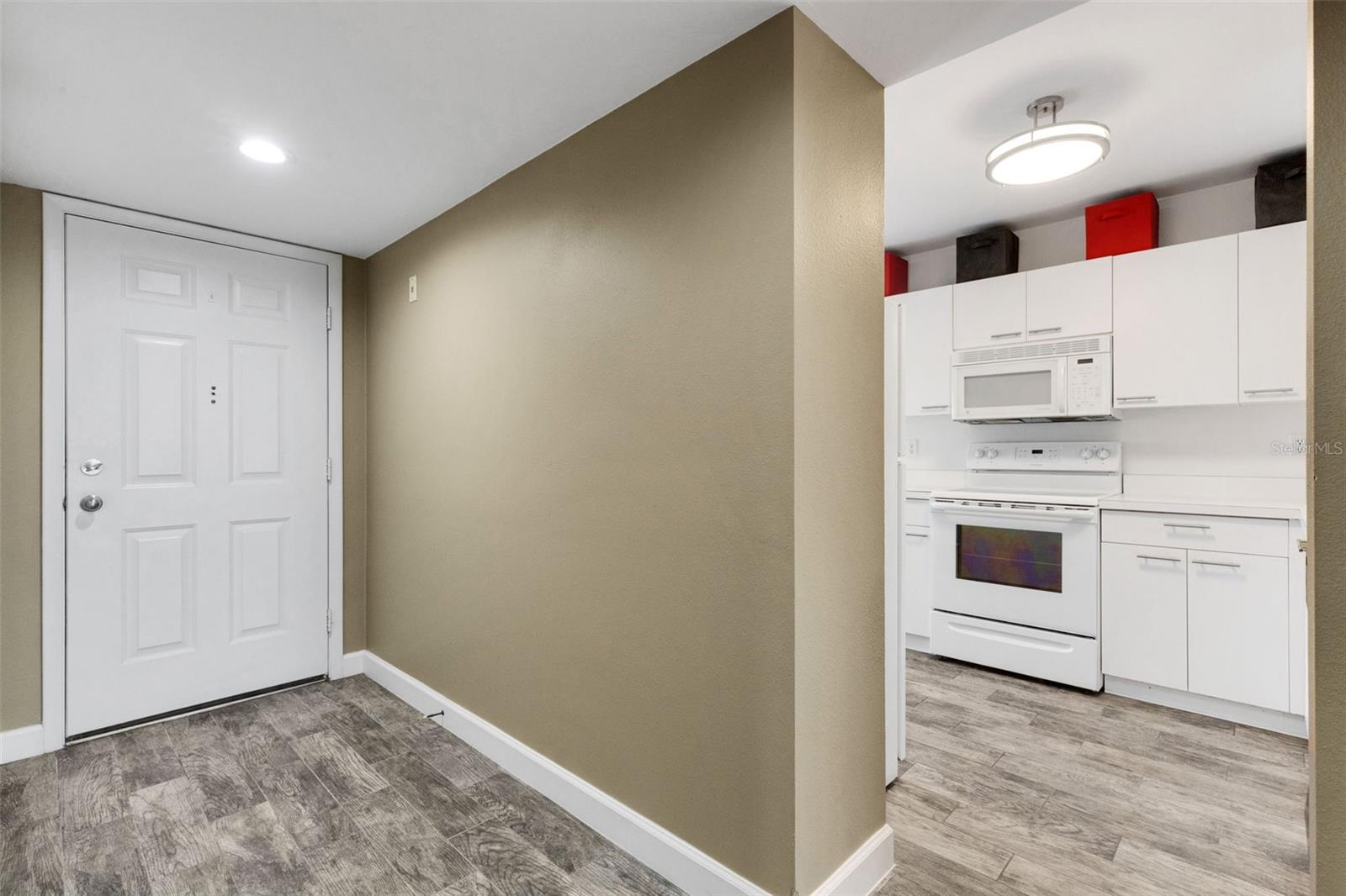 3980 IRONWOOD CIR #404 — photo 7