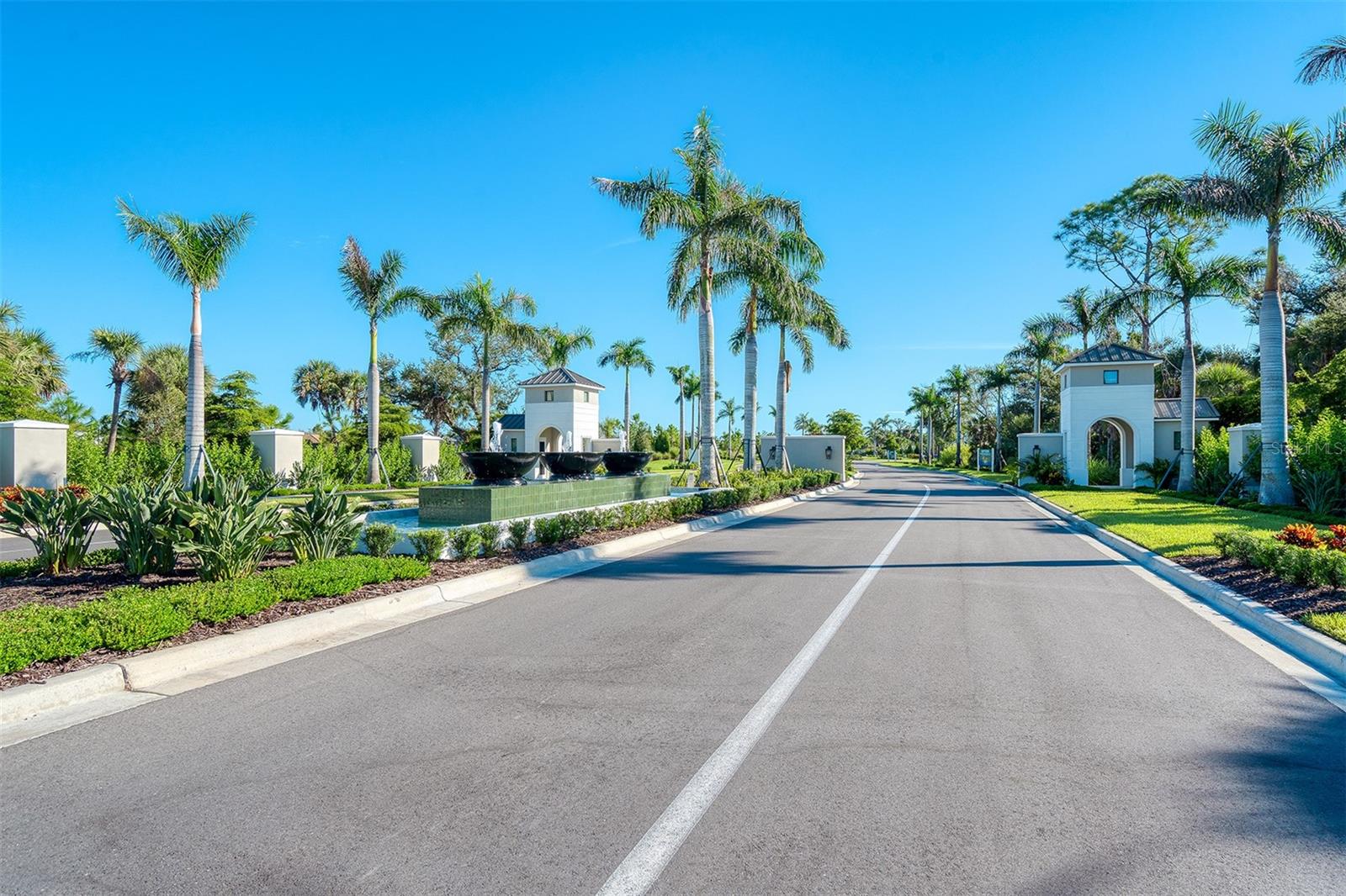 1752 GRANDE PARK DR — photo 54
