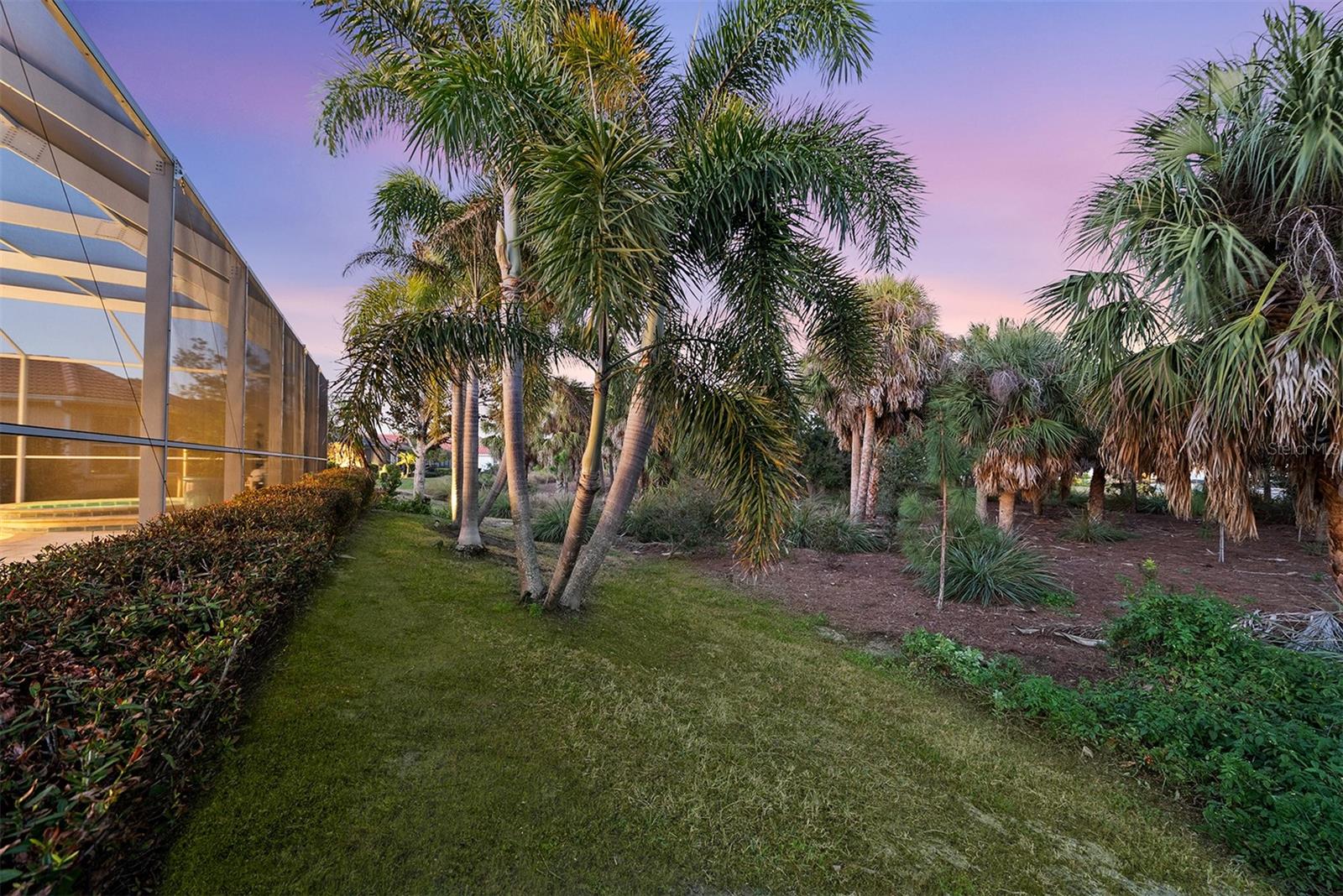 1752 GRANDE PARK DR — photo 44