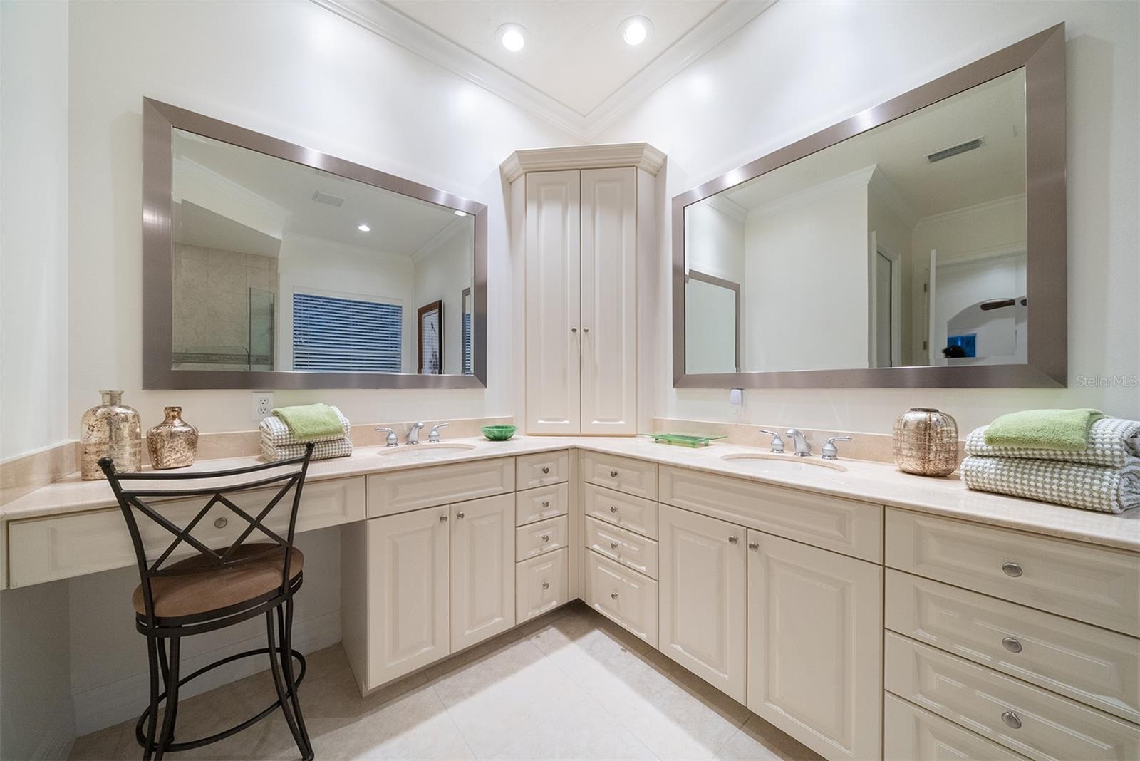 1752 GRANDE PARK DR — photo 29