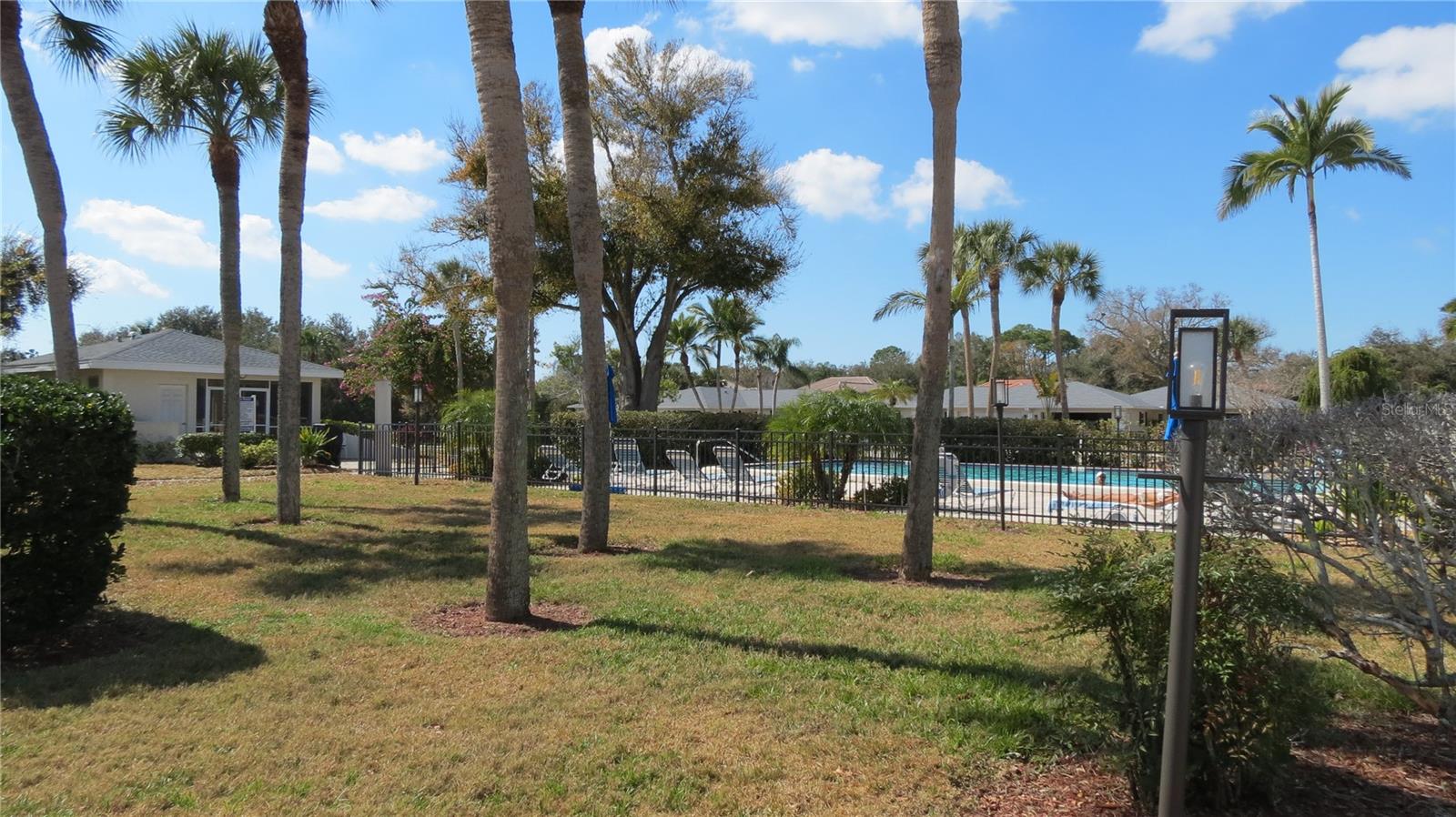 7193 W COUNTRY CLUB DR N #138 — photo 20