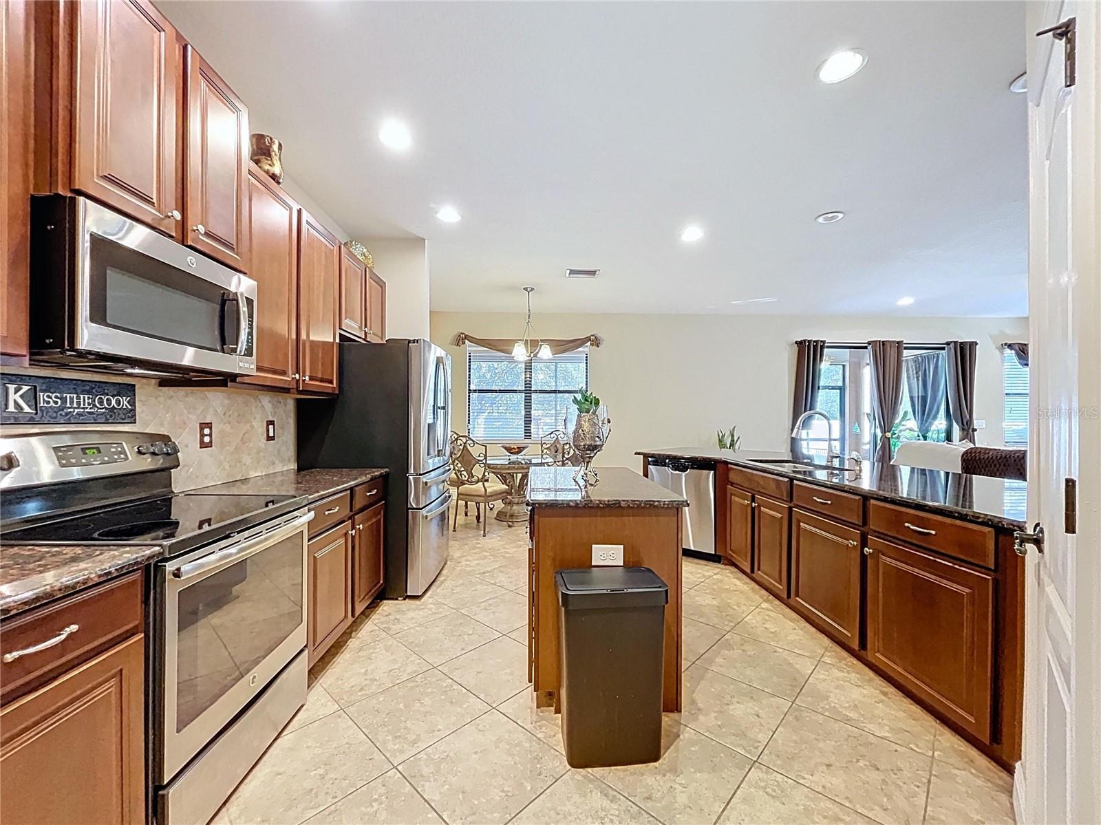 15246 ANGUILLA ISLE AVE — photo 26