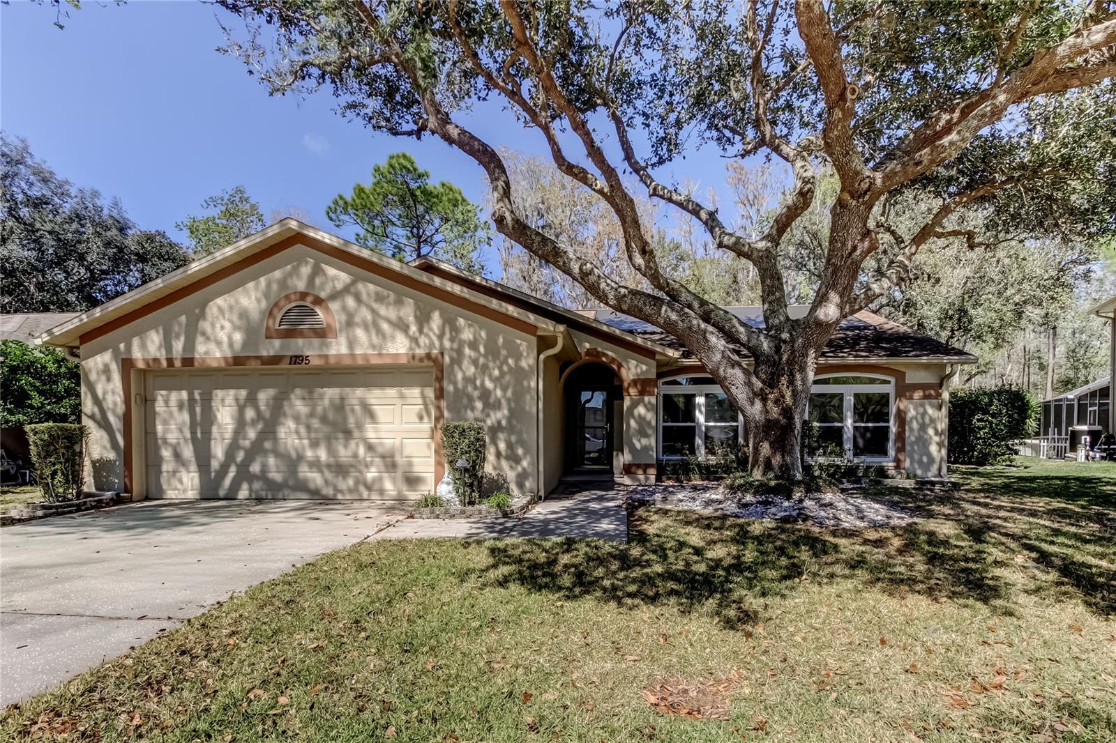 1795 BAYHILL DR — photo 2