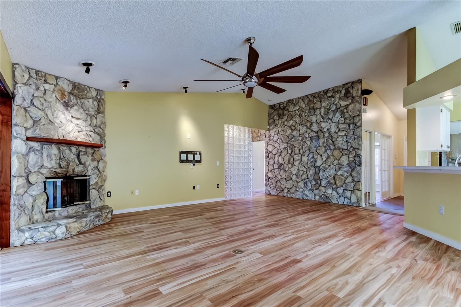 1795 BAYHILL DR — photo 13