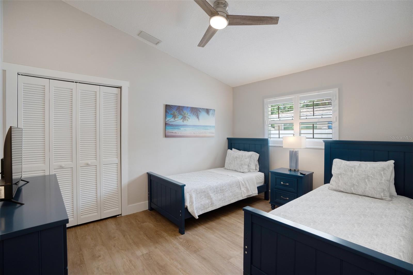 2051 ROSELAWN ST — photo 29