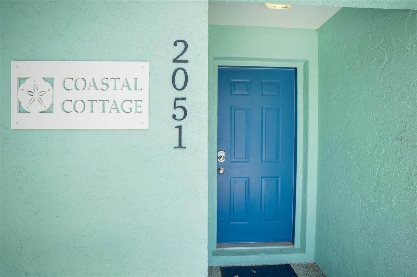 2051 ROSELAWN ST — photo 38