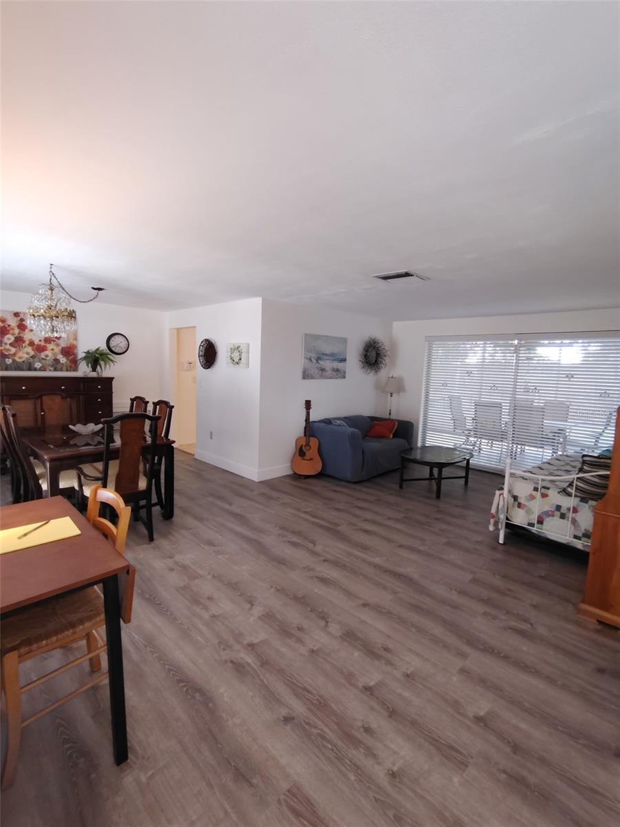 3425 RICHBORO DR — photo 3
