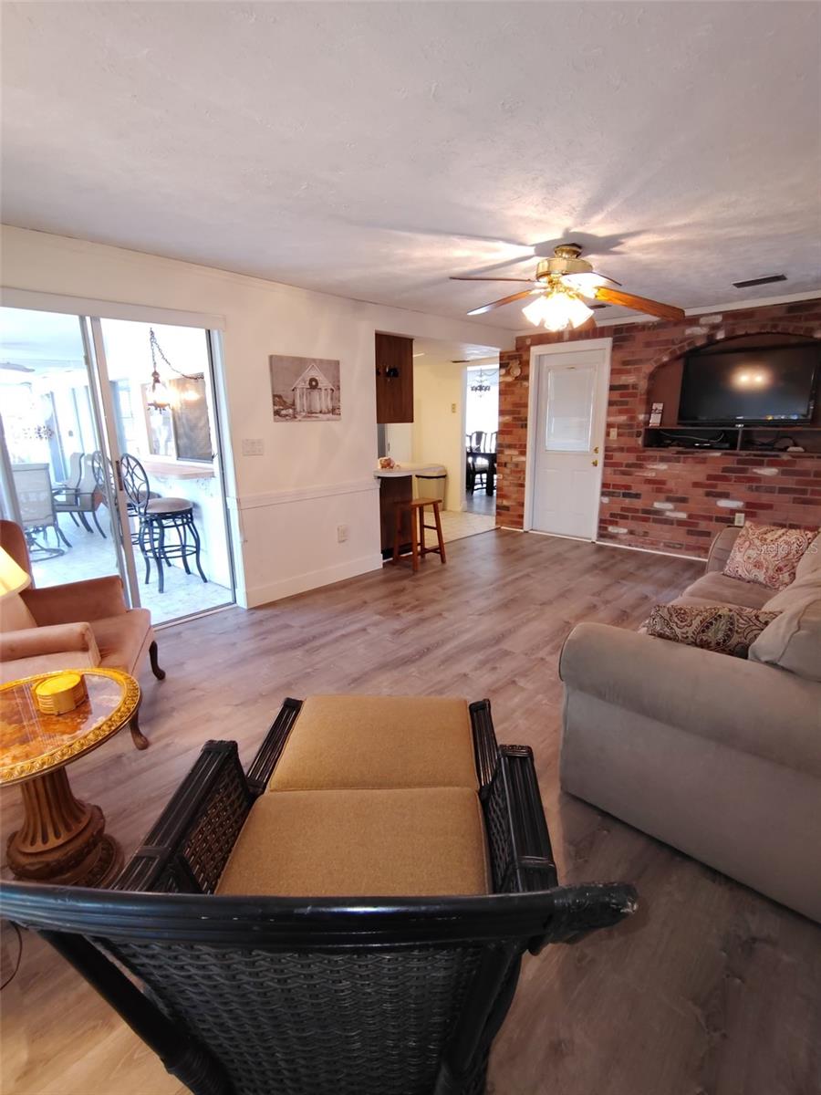3425 RICHBORO DR — photo 5
