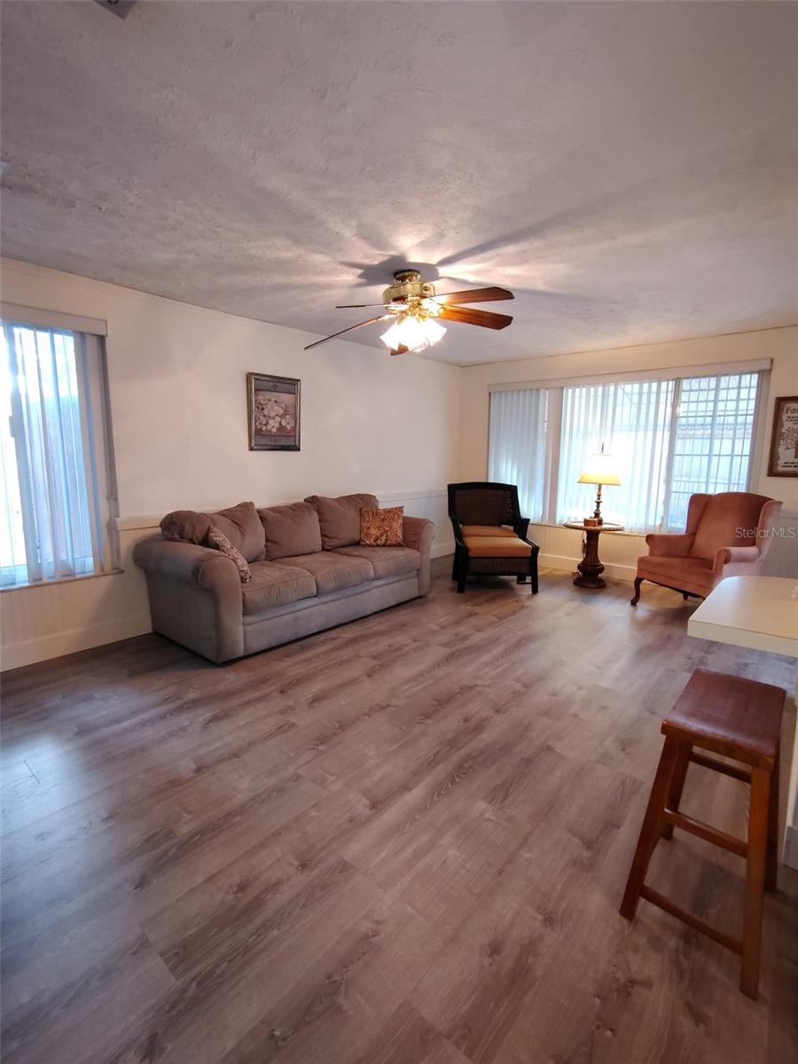 3425 RICHBORO DR — photo 6