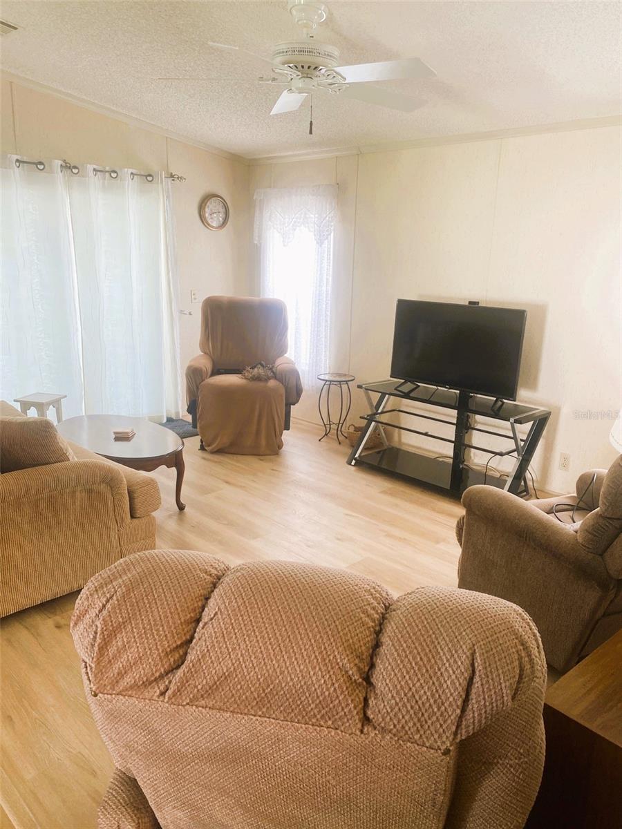 38210 WILLIAMS AIRE ST — photo 16